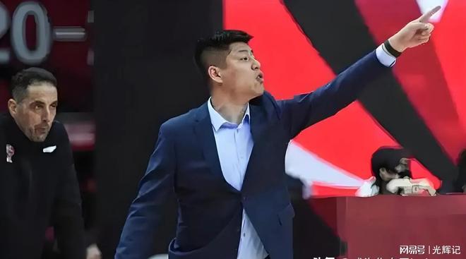 男篮力拼北京男篮！古德温对轰陈盈骏！pg电子试玩公平吹罚可喜可贺！山西(图2)