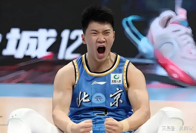 男篮力拼北京男篮！古德温对轰陈盈骏！pg